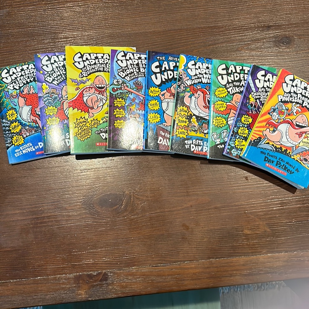 Captain Underpants book bundle by Dav Pilkey